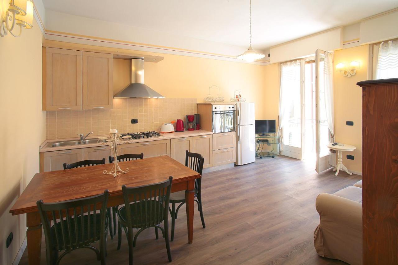 Appartamenti Piazza Umberto I 托里德尔贝纳科 外观 照片