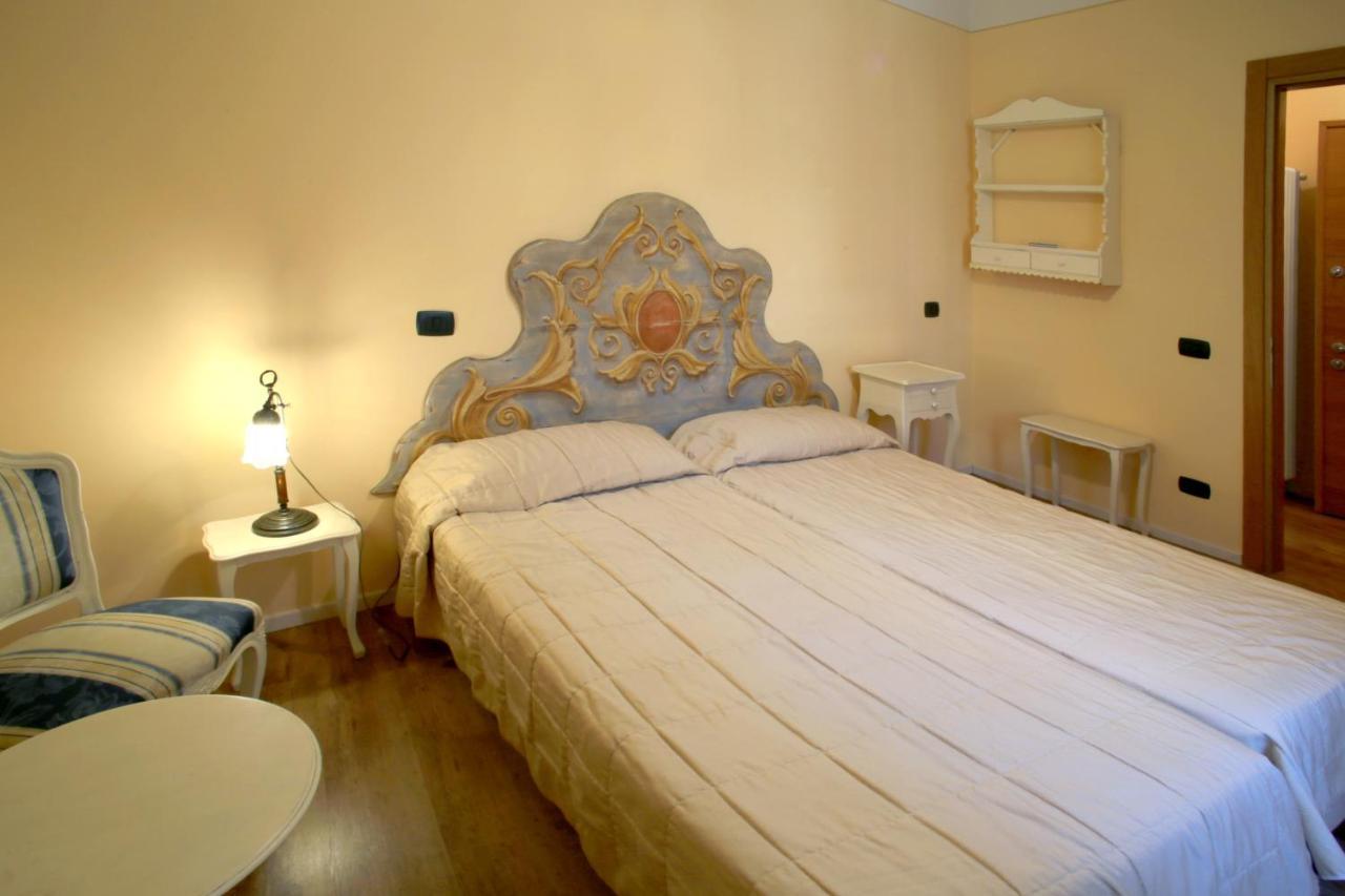 Appartamenti Piazza Umberto I 托里德尔贝纳科 外观 照片