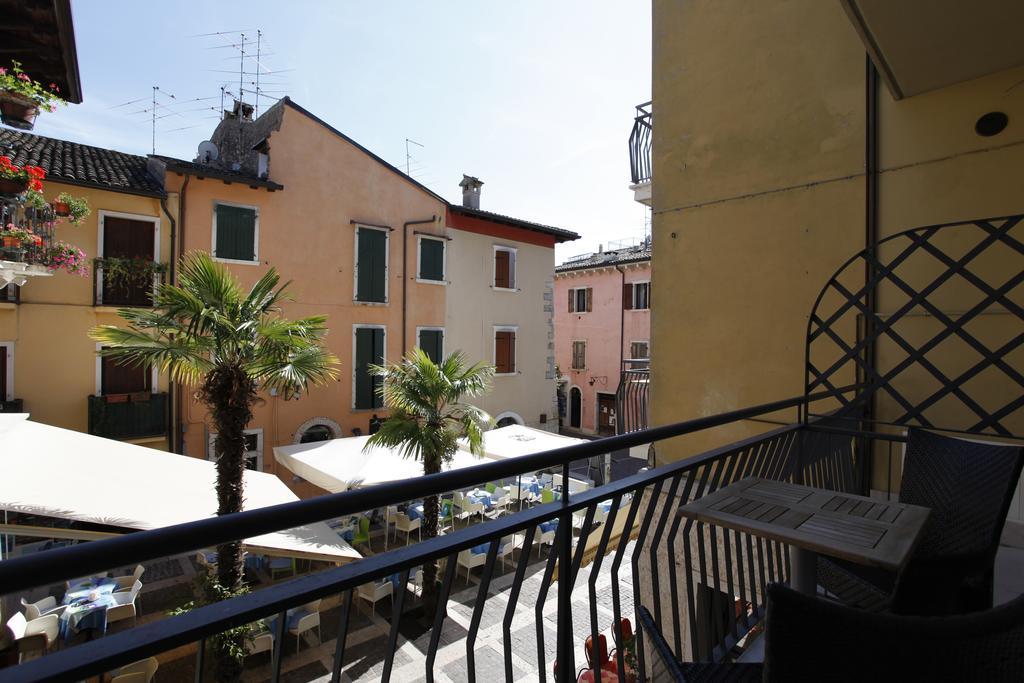 Appartamenti Piazza Umberto I 托里德尔贝纳科 客房 照片